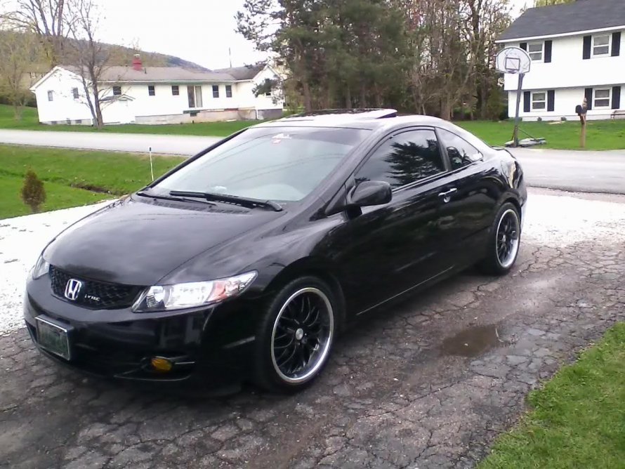 Honda Civic седан на дисках