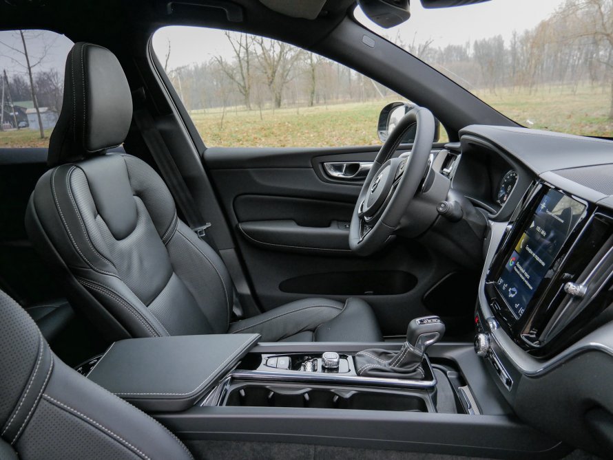 Volvo xc60 2020 салон