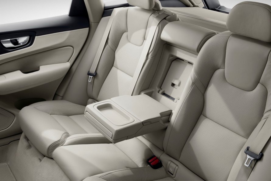 Volvo xc60 II салон