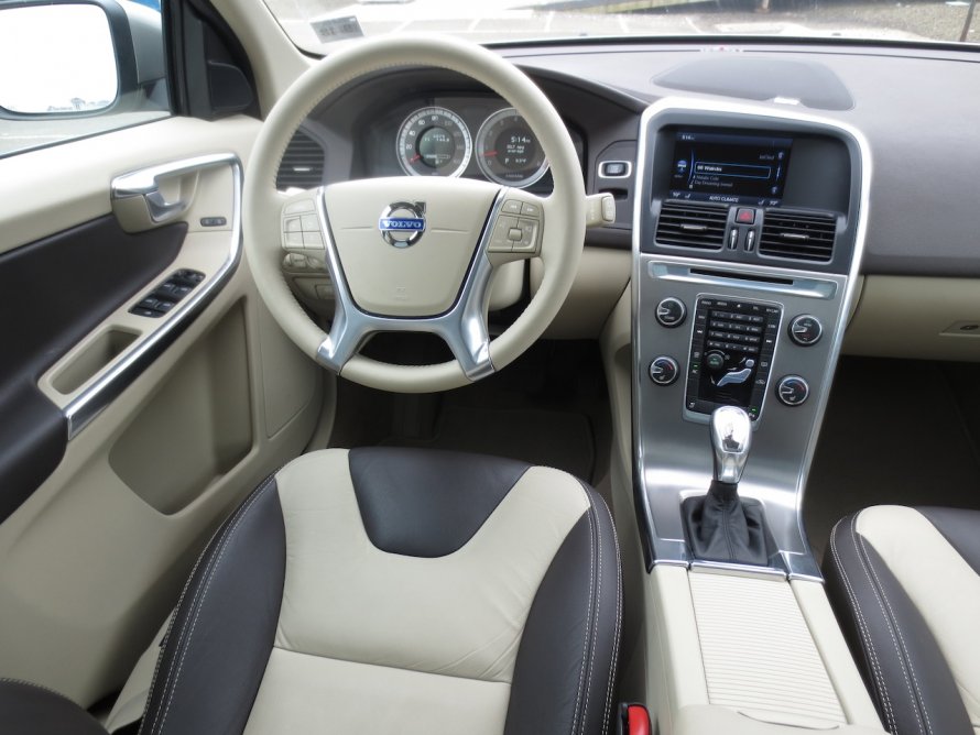 Volvo xc60 2013 салон