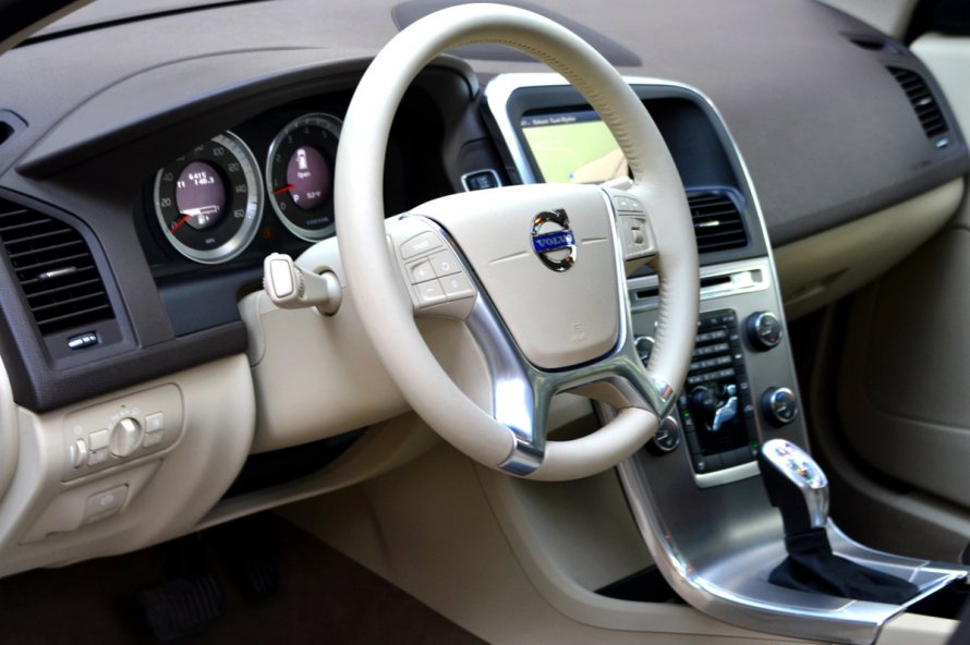 Volvo xc60 2013 салон