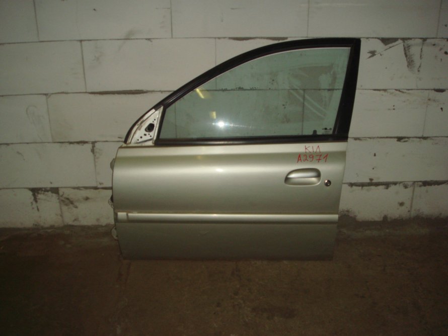 Kia Rio 2004 дверь