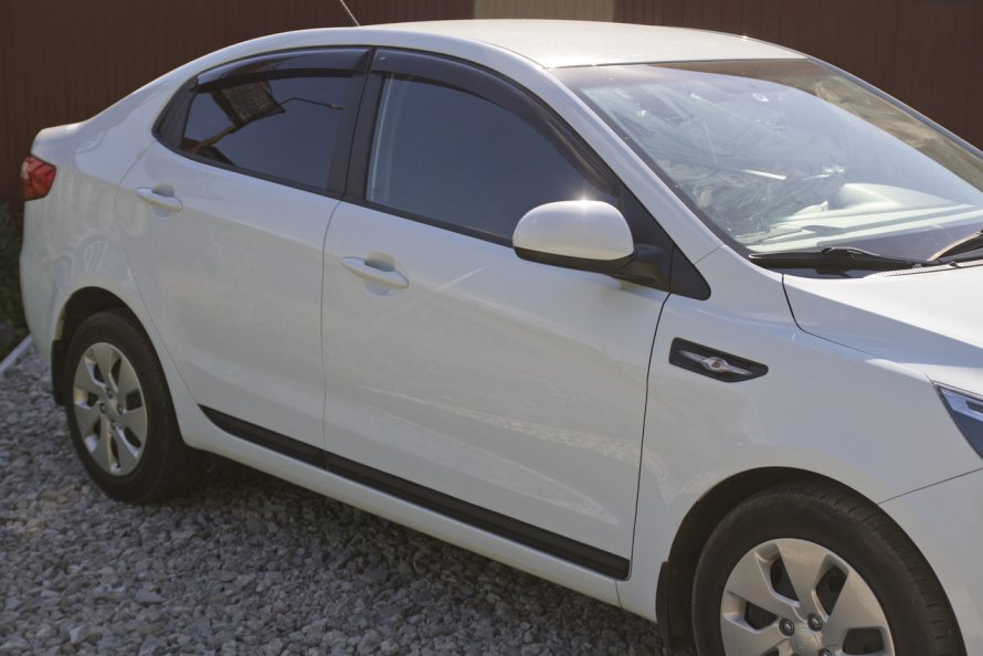 Дверь передняя правая Kia Rio 3
