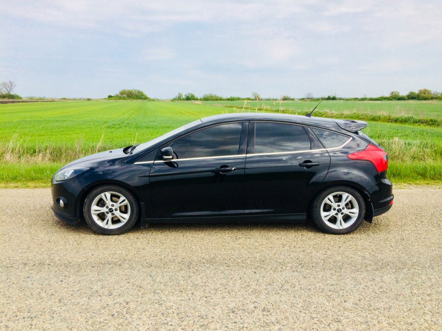 Ford Focus 3 Hatchback Tuning Black