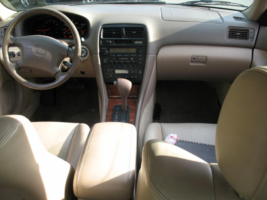 Лексус ЕС 300 1997