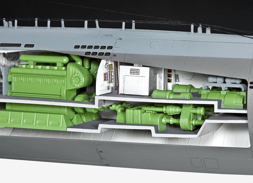 Revell 05078 1:144 German Submarine Type XXI u2540
