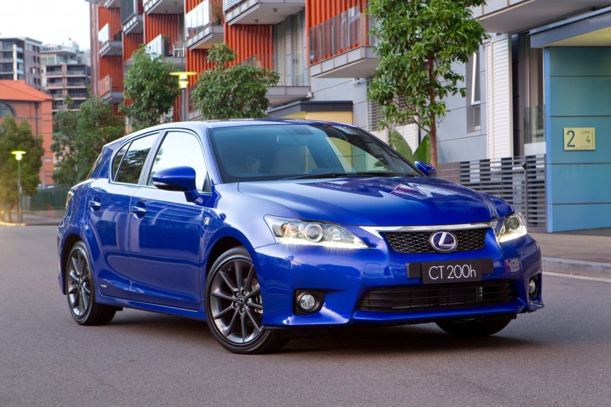 Lexus ct200h 2013