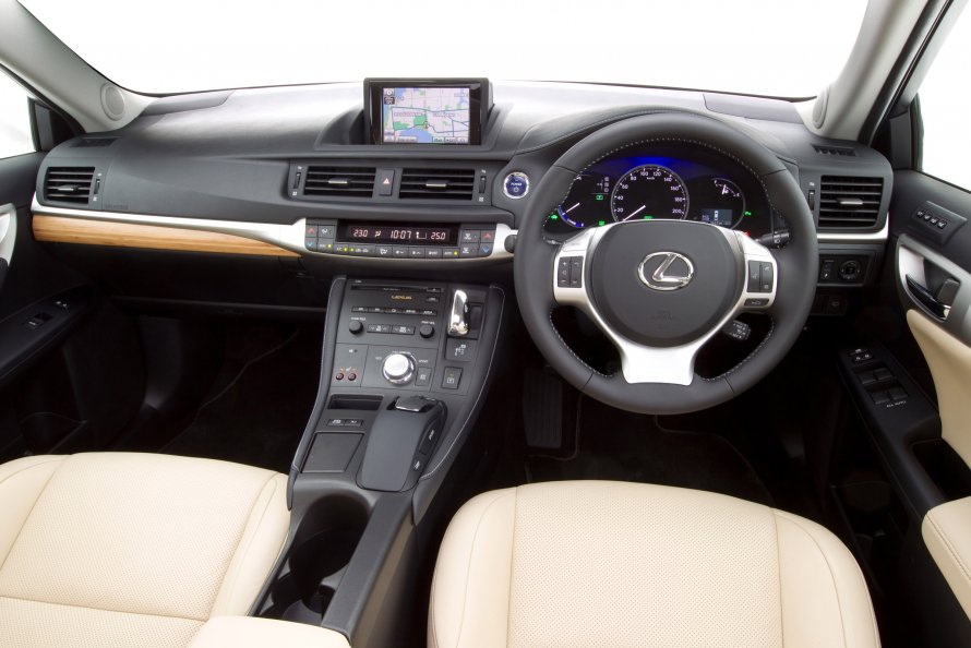 Lexus ct200h Sport