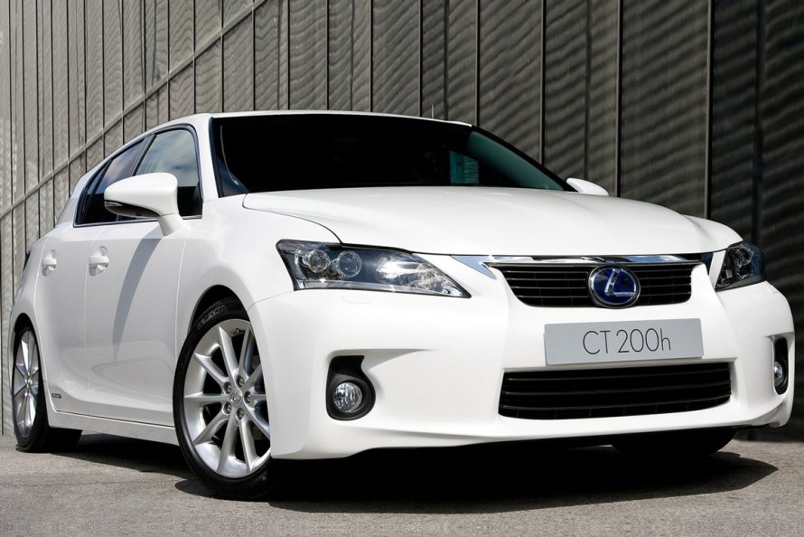 Lexus ct200h 2011