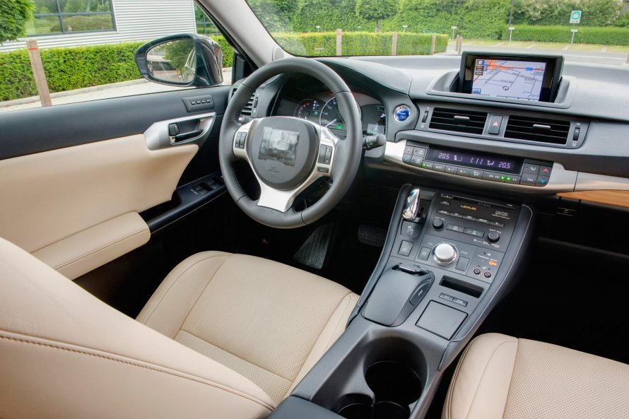 Lexus CT 200h Interior