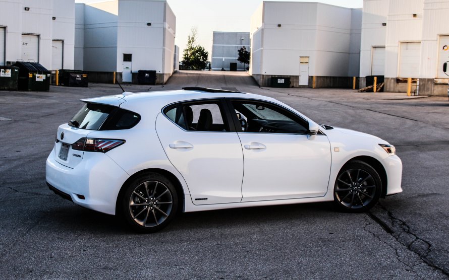 Lexus ct200h 2013