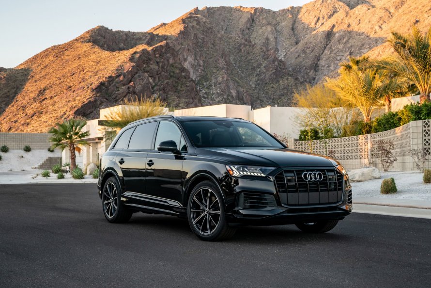 Audi q7 2019 Black