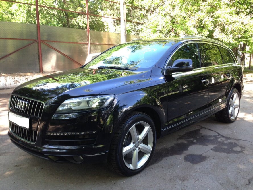 Ауди q7 2010 черная