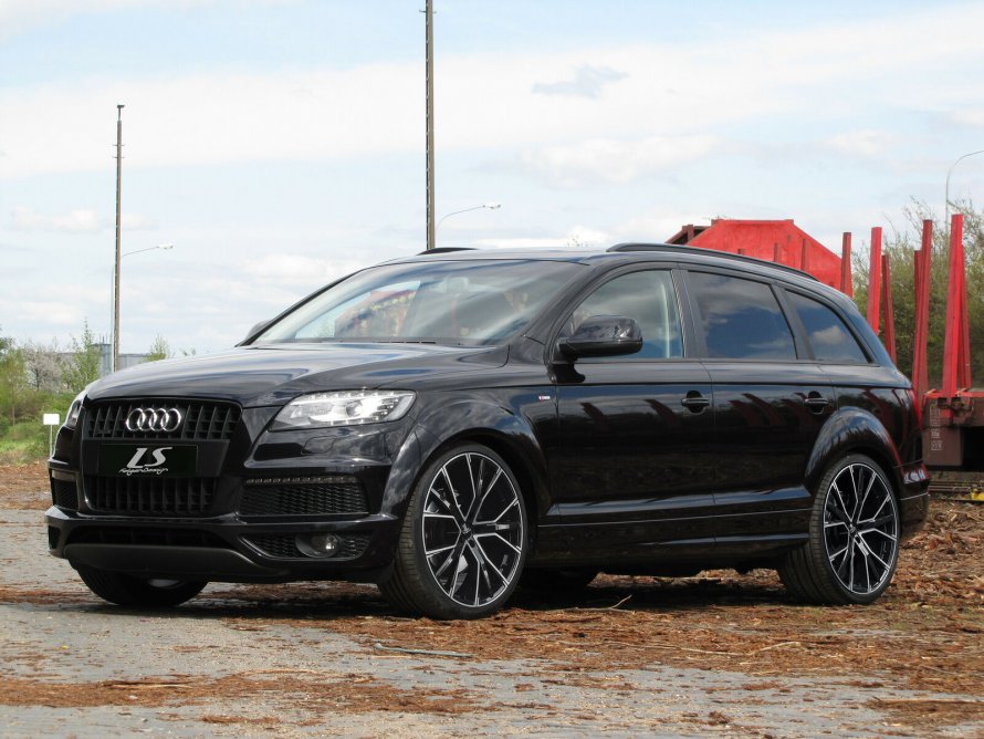 Audi q7 r line