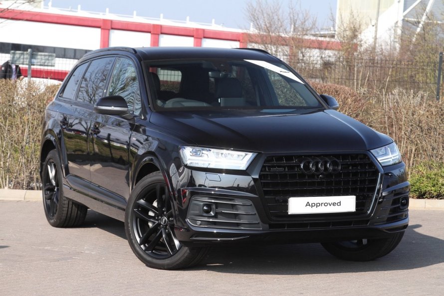 Audi q7 2016 Black
