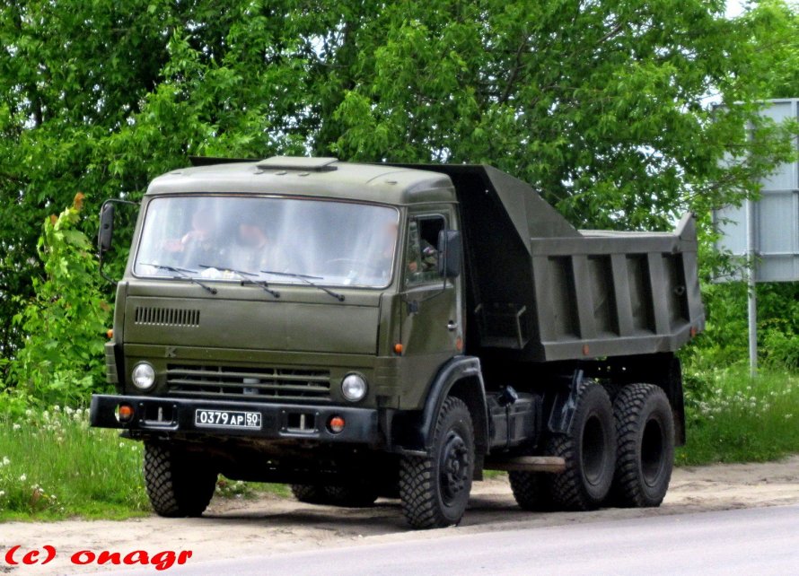 КАМАЗ 55111 армейский