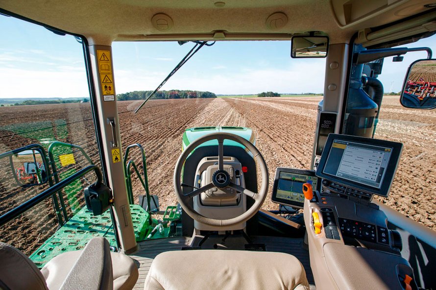 John Deere 8r кабина