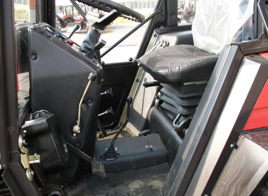 Кабина МТЗ 320