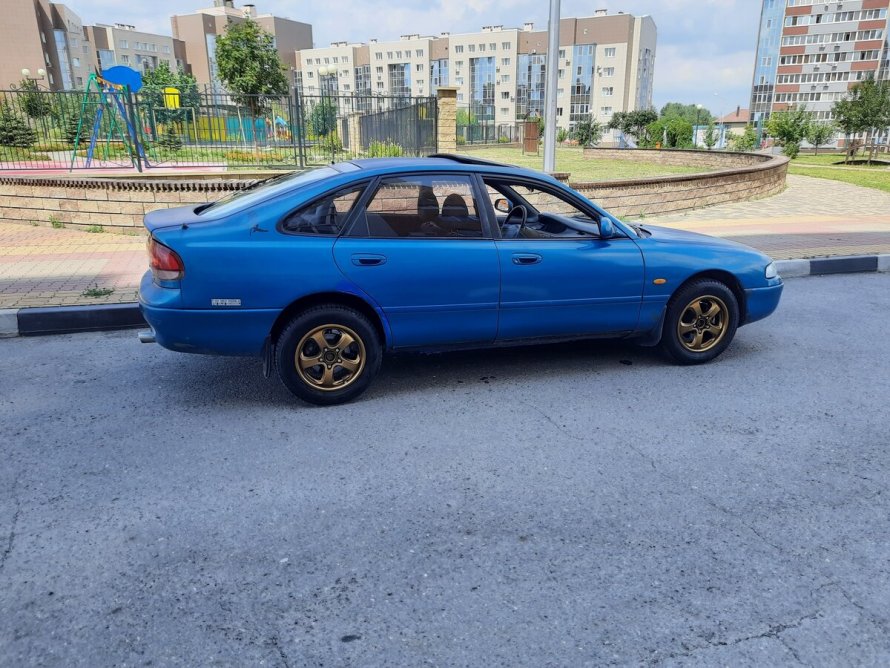Мазда 626 1993 зеленая