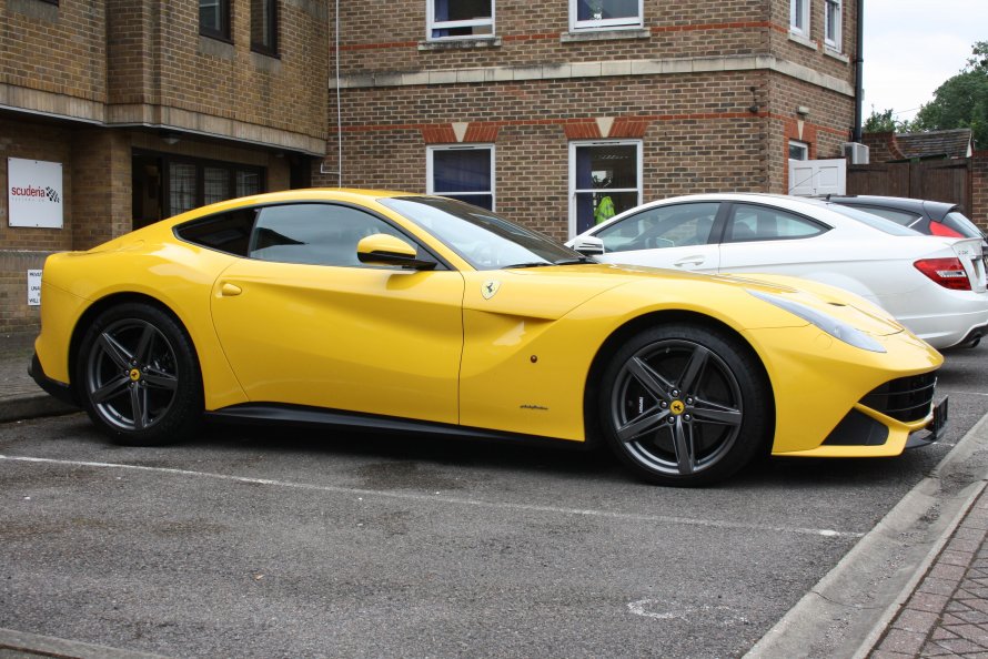 Ferrari f12