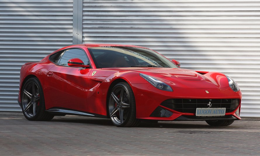 Феррари Ferrari f12berlinetta