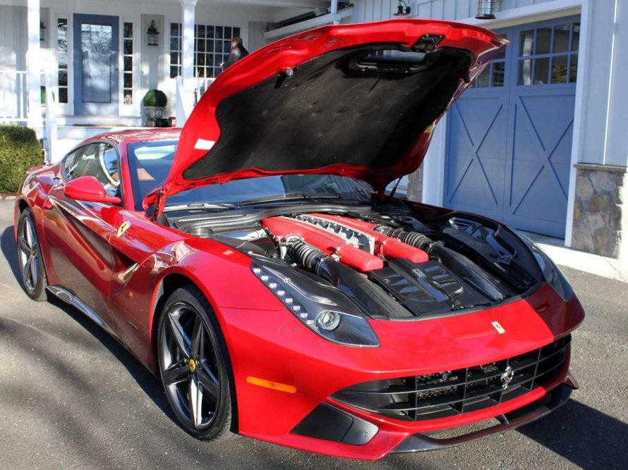 Феррари f12 Berlinetta