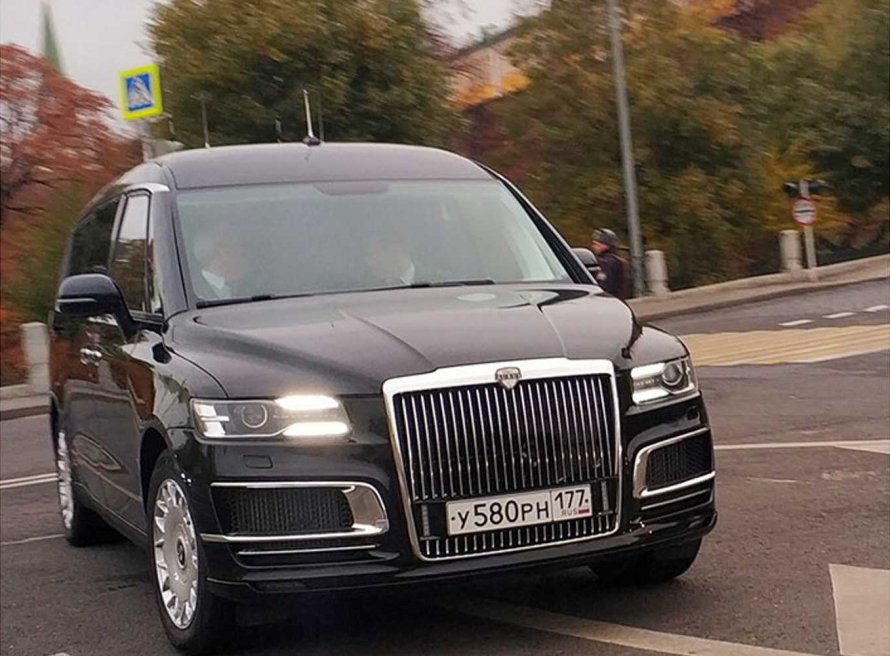Аурус автомобиль минивэн Арсенал