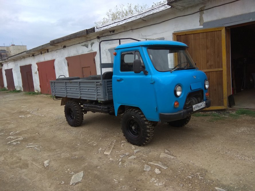 УАЗ 3303 И 33036
