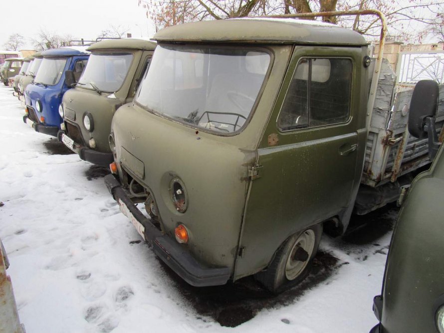 УАЗ 33036 бортовой цвет хаки