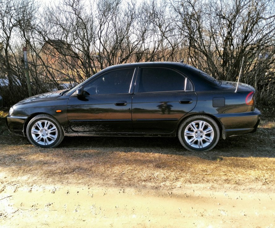 Kia Spectra 2008 на дисках