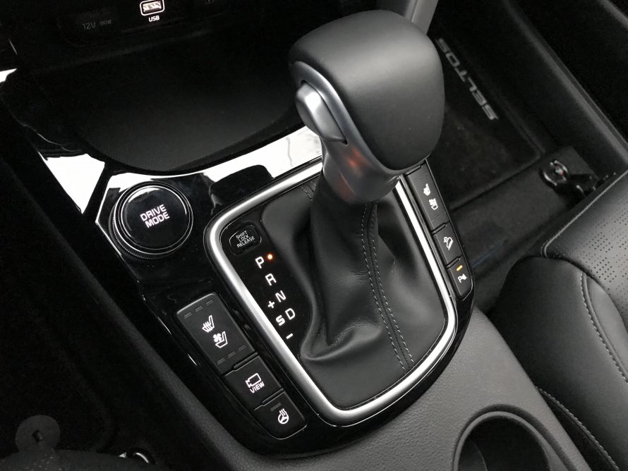 Kia Seltos 1.6 автомат