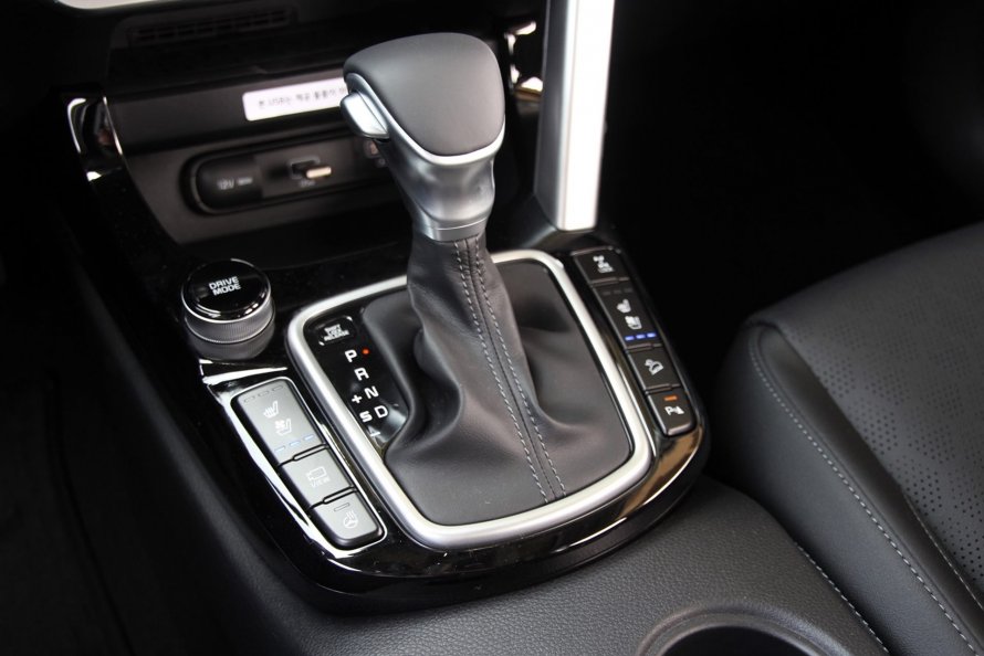 Киа Селтос 1.6 автомат передний привод