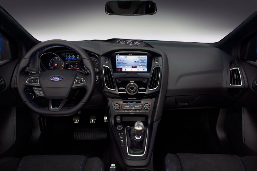 Ford Focus RS 2017 салон