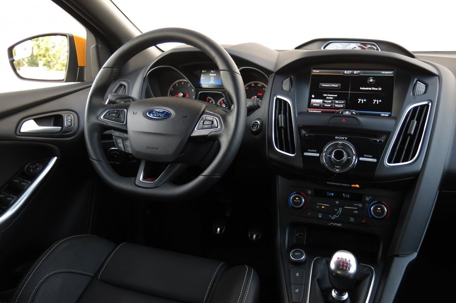 Ford Focus St 2020 салон