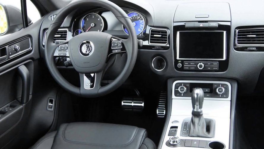 VW Touareg 2015 салон