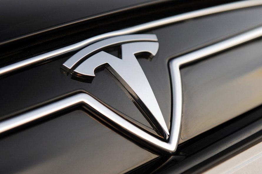 Tesla логотип