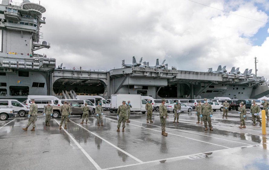 Фото авианосца ВМС США