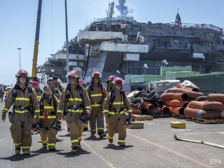 USS Bonhomme Richard пожар
