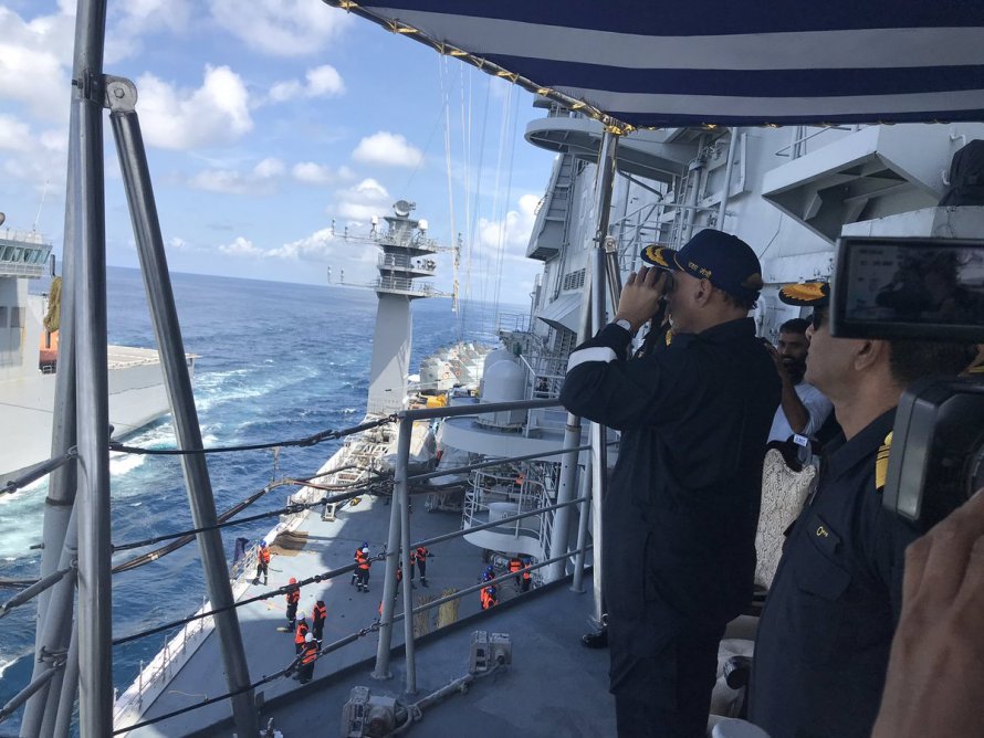 Ка-28 на палубе Викрамадитья