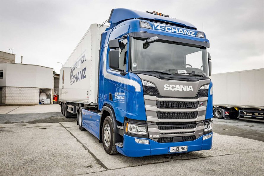 Scania r230