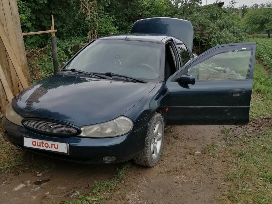 Ford Mondeo 1.8 МТ 2001
