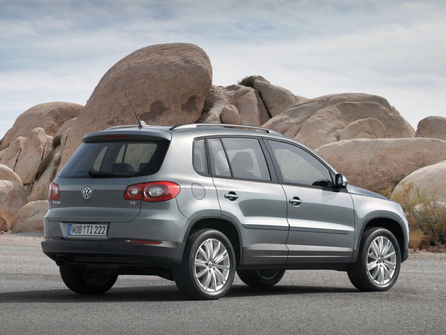 Машина Volkswagen Tiguan