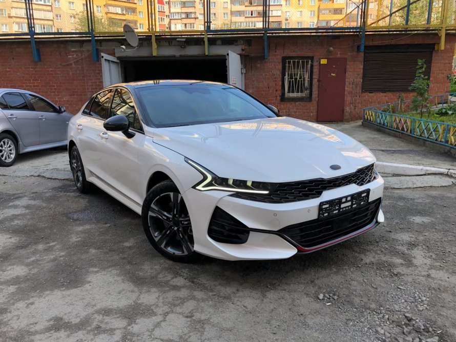 Kia k5 2021 белая
