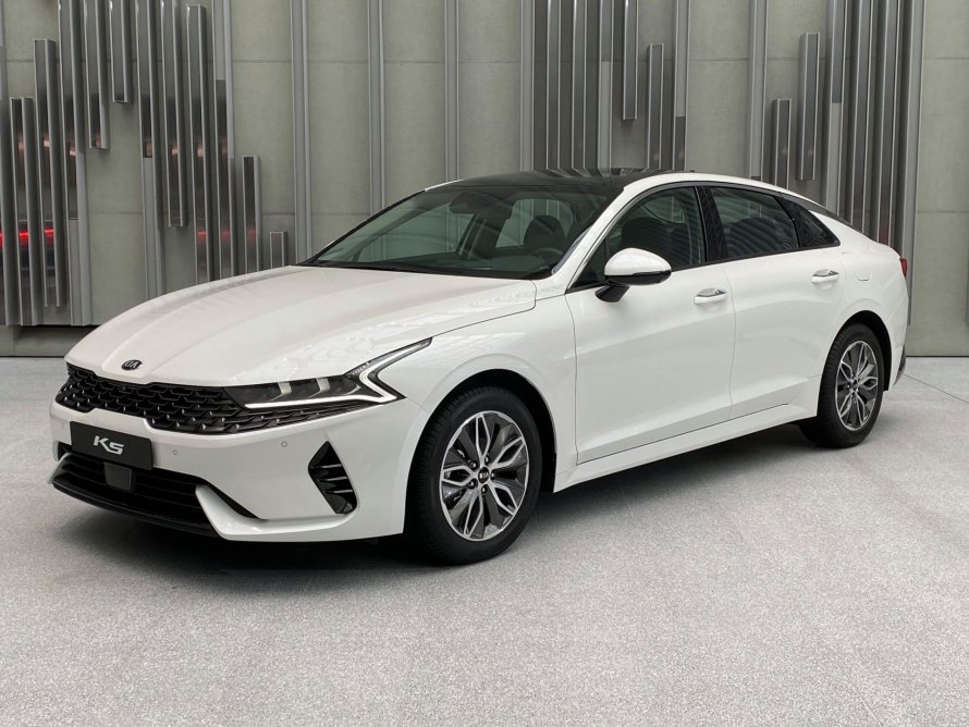 Kia k5 2021 белая