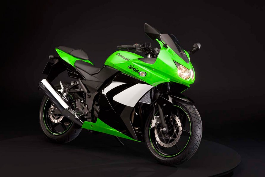 Спортивный байк Кавасаки ниндзя 250