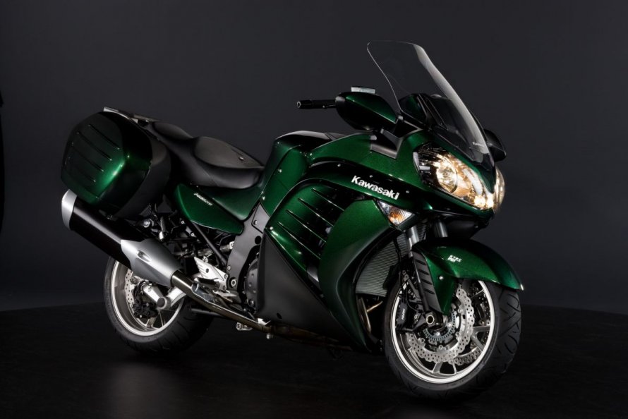 Кавасаки ZZR 1400