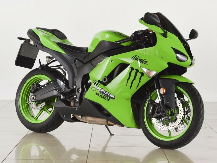 Kawasaki 600 Ninja зеленый