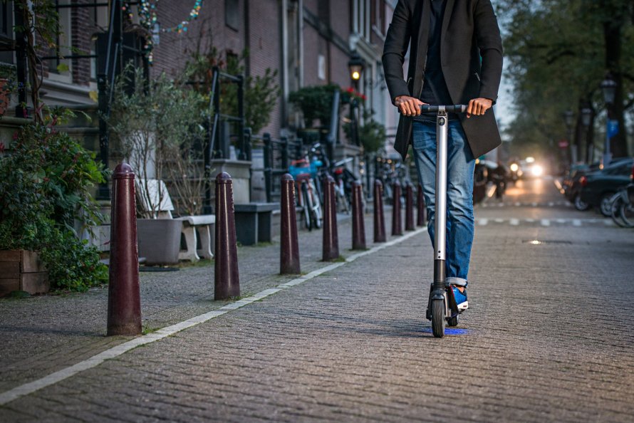 KICKSCOOTER es2