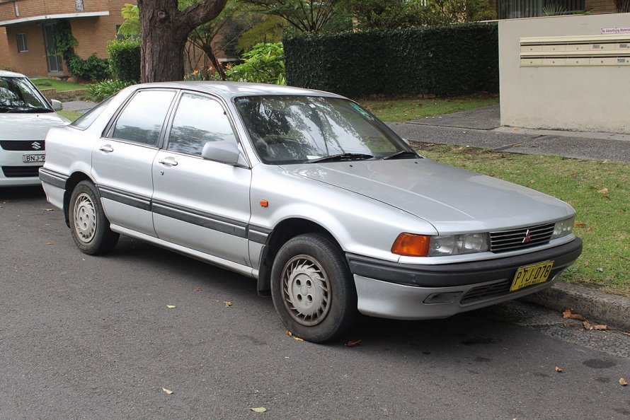Mitsubishi Галант 8