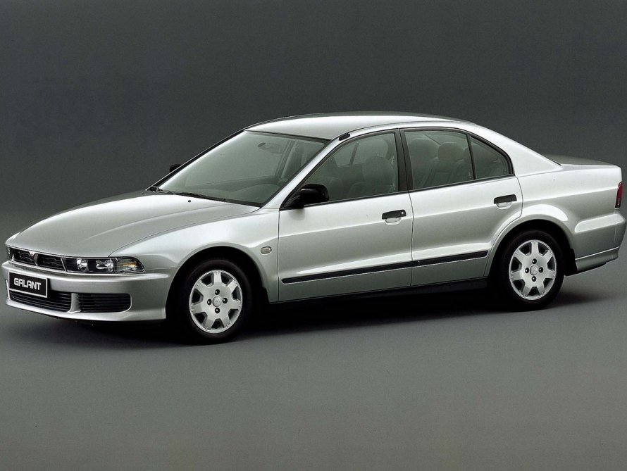 Mitsubishi Galant 7